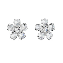 Earrings stud small flower chanel white Earrings stud small flower chanel white