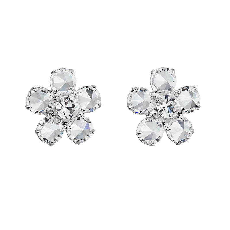 Earrings stud small flower chanel white Earrings stud small flower chanel white